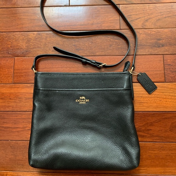 Authentic original Coach Leather Purse - Picture 2 of 8